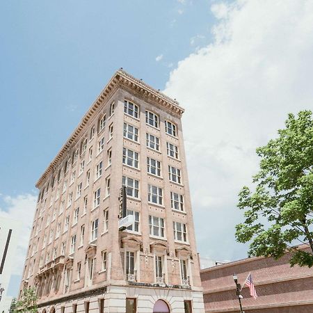 The Esquire Hotel Downtown Gastonia, Ascend Hotel Collection Екстер'єр фото