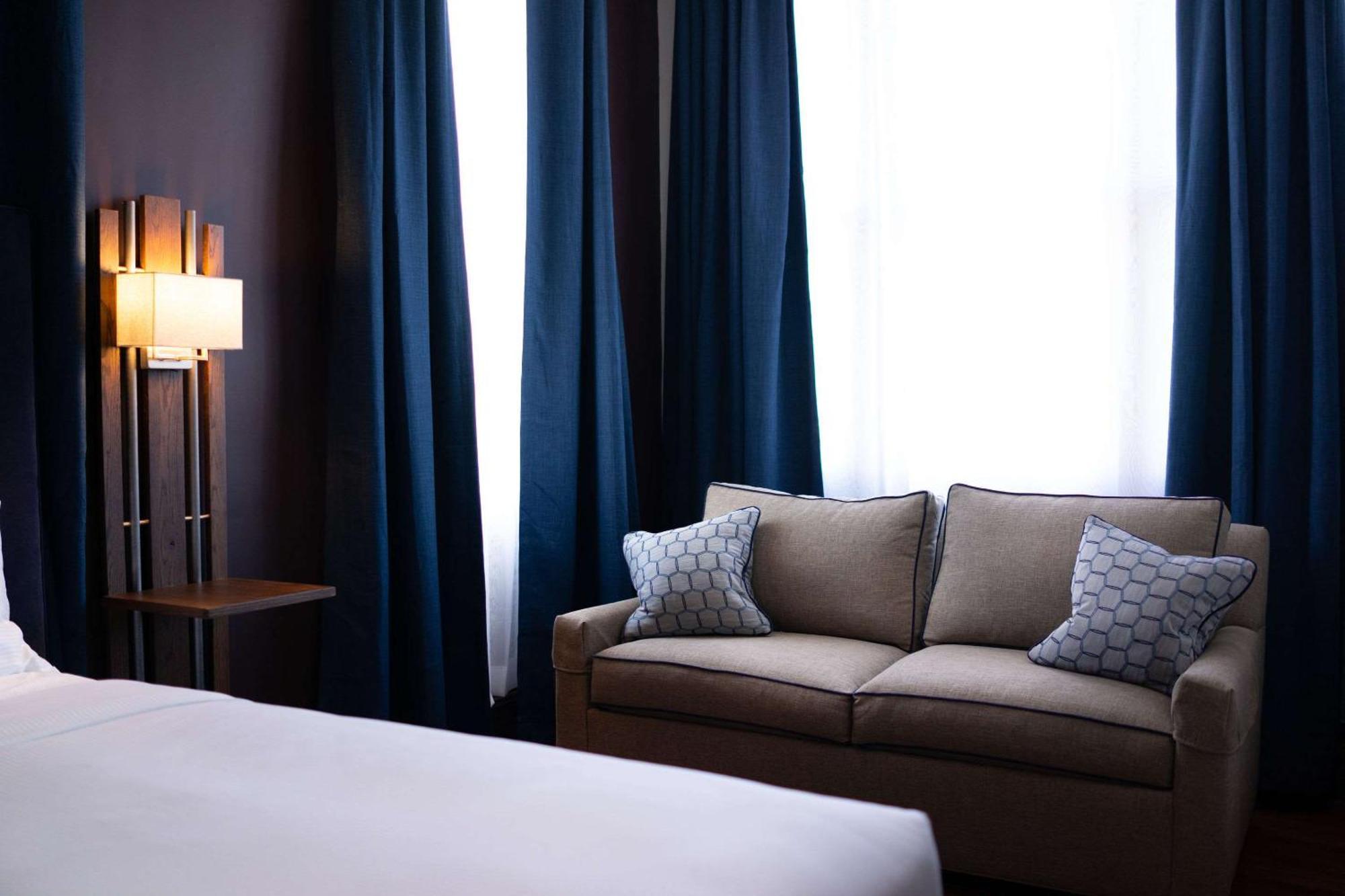 The Esquire Hotel Downtown Gastonia, Ascend Hotel Collection Екстер'єр фото