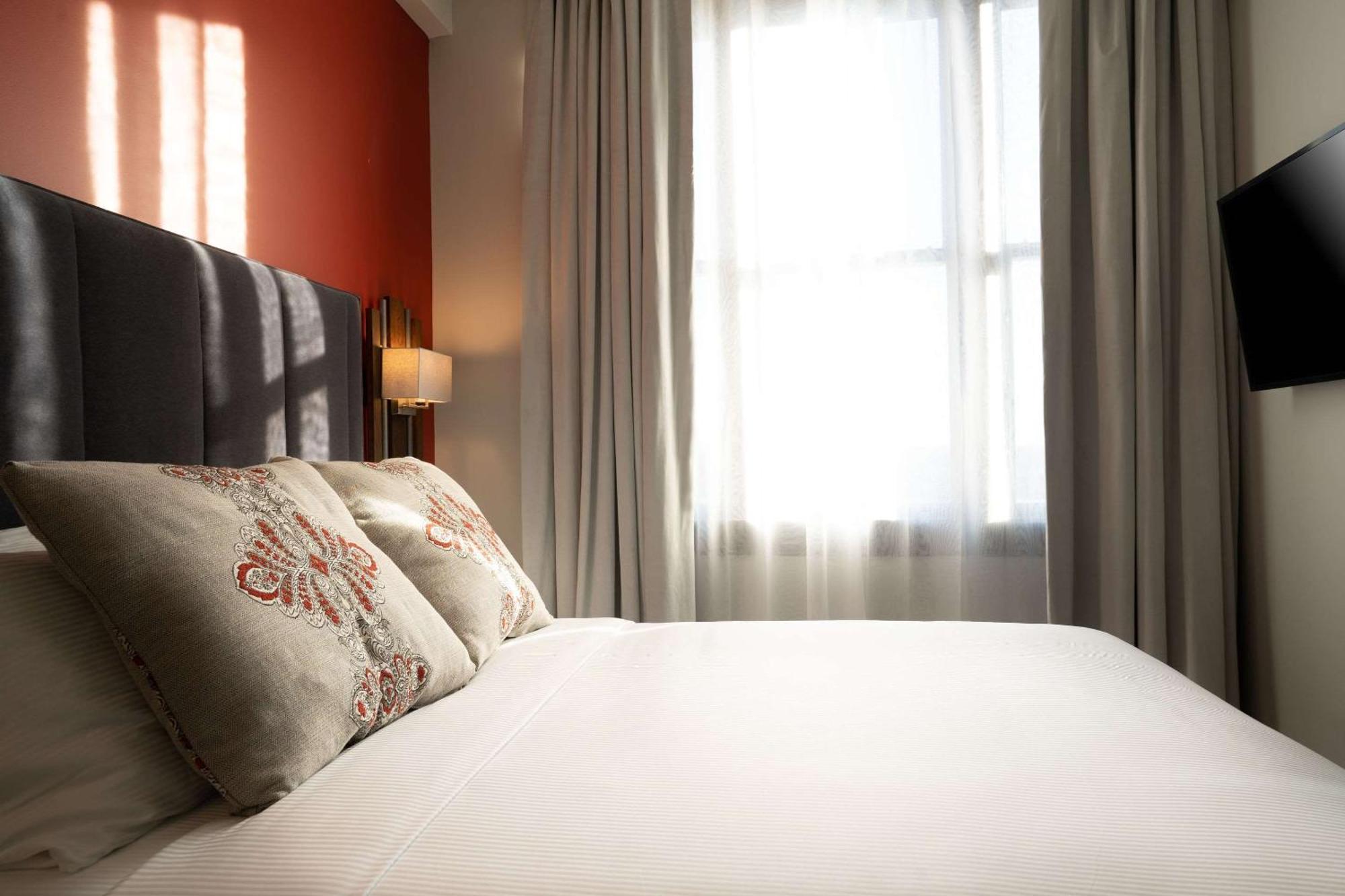 The Esquire Hotel Downtown Gastonia, Ascend Hotel Collection Екстер'єр фото